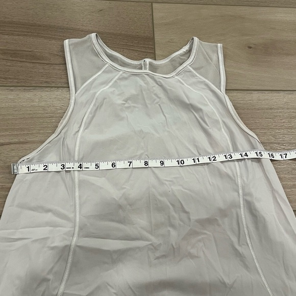 Lululemon Sculpt Tank Size 6? - Picture 4 of 6